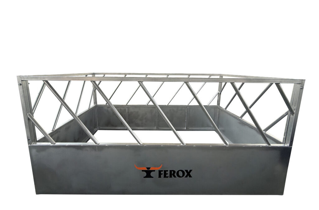Square Bale Feeder (Angled Bar)